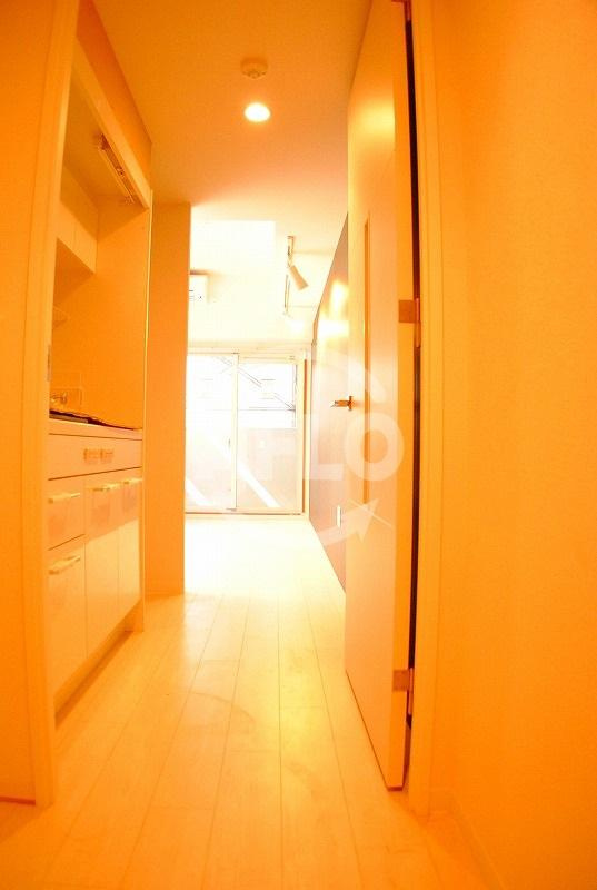 ADWResidence松屋町の玄関|ADWResidence松屋町　玄関廊下