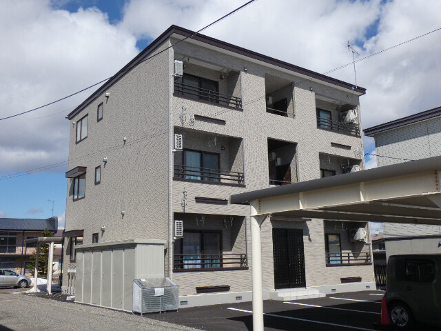 帯広市東五条南１５丁目のアパート
