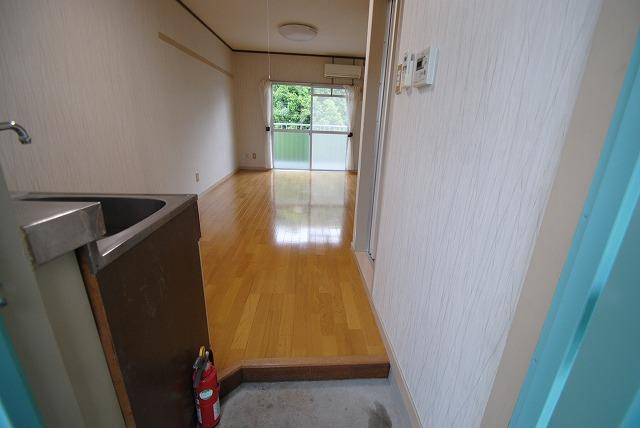 【玄関】 | ラフォーレ井尻 | 別部屋の写真です。