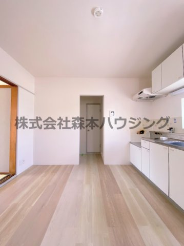 【居間・リビング】 | 　レジデンス澤井 | おしゃれな居間です