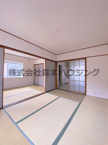 【和室】 | 　レジデンス澤井 | 和室ならではの温かな和の空間で寛ぎの時間を過ごせます