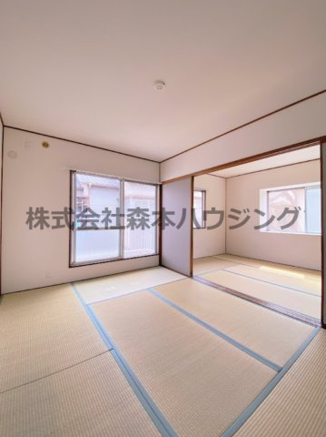 【和室】 | 　レジデンス澤井 | リビングスペース代わりに使えそうな和室です
