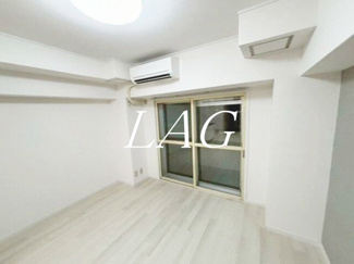 【居間・リビング】 | マンション築地 | 洋室のお部屋です。