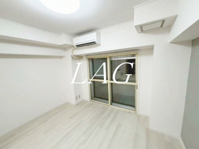 【居間・リビング】 | マンション築地 | 洋室のお部屋です。