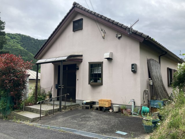 丹波市山南町玉巻の中古一戸建