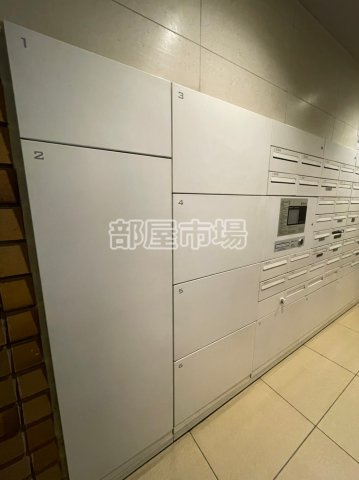 ライオンズ蔵前レジデンスのその他共用部分|宅配ボックス