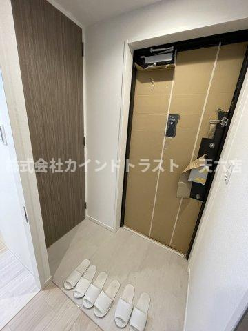 シーズンフラッツ梅田北の玄関|落ち着いた玄関です