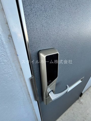 【玄関】 | オアシス鷹丘