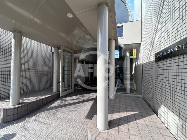 グランドールサンパティオのエントランス|エントランス
