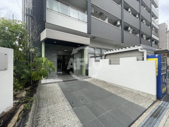 十三本町ウインズマンションⅡのエントランス|十三本町ウインズマンションⅡ　エントランス