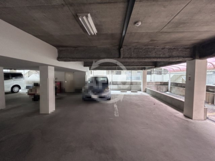 江坂ハイツ8の駐車場|江坂ハイツ8　駐車場