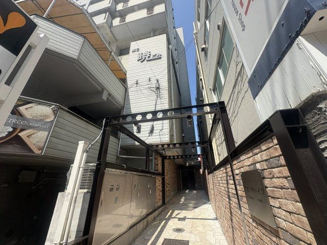 アカツキハイツのエントランス