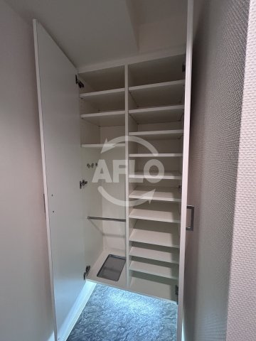 セノアタワー新大阪の収納|セノアタワー新大阪　シューズボックス