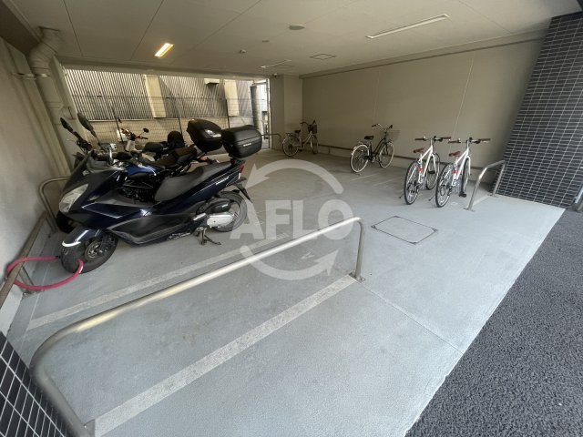 プレサンス塚本ミッドマークのその他|プレサンス塚本ミッドマーク　バイク置き場