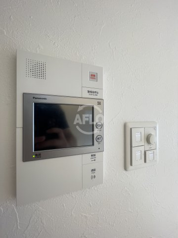 グランカーサ新大阪サウスのセキュリティ|グランカーサ新大阪SOUTH　モニター付きインターホン