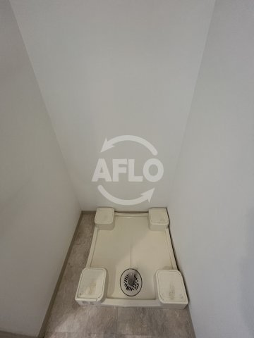 スプランティッド新大阪キャトルの洗面所|スプランティッド新大阪キャトル　洗濯パン