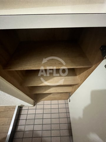 ノルデンハイム新北野の収納|ノルデンハイム新北野　シューズボックス