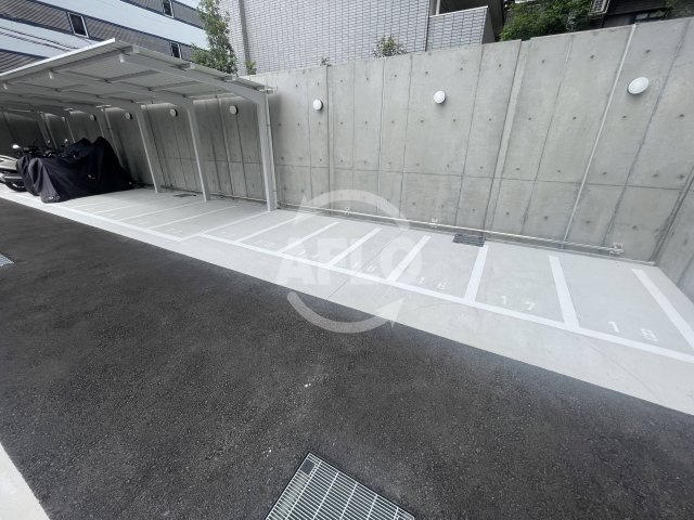 コンフォリア新大阪宮原キューのその他|コンフォリア新大阪宮原Q　バイク置き場