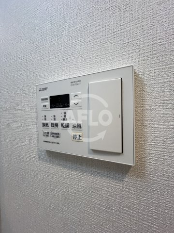 ライブガーデン江坂9の洗面所|ライブガーデン江坂Ⅸ　浴室乾燥機