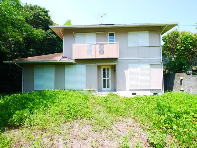 大網白里市細草　中古住宅の庭|平成29年8月内外装リフォーム済み 敷地179坪 軽量鉄骨 ドックラン・家庭菜園可能です 車多数可能