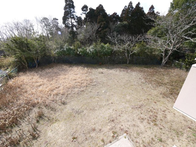 大網白里市細草　中古住宅の庭|平成29年8月内外装リフォーム済み 敷地179坪 軽量鉄骨 ドックラン・家庭菜園可能です 車多数可能