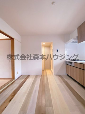 【居間・リビング】 | 　レジデンス澤井 | きれいな居間です