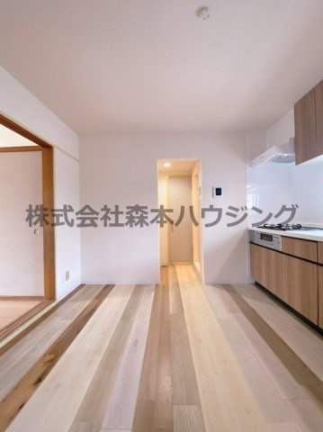 【居間・リビング】 | 　レジデンス澤井 | きれいな居間です