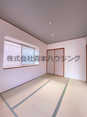 【寝室】 | 　レジデンス澤井 | 落ち着いて過ごせるお部屋なので、寝室にいかがでしょうか