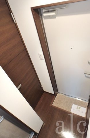 スマイル上高田の玄関|※同シリーズ写真