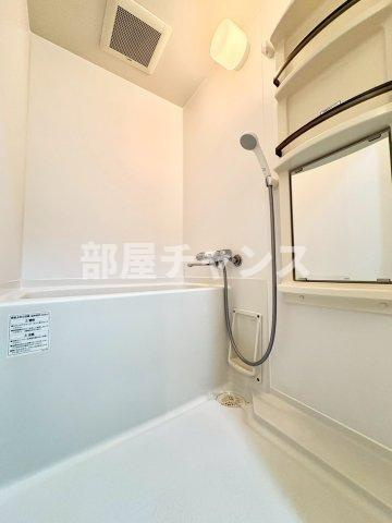 レジデンス名古屋千代田の浴室