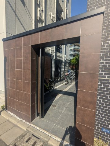タスキリシェス押上のエントランス