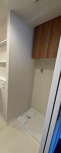 カーサフェリス武蔵小山の設備|室内洗濯機置場　※2024年7月撮影