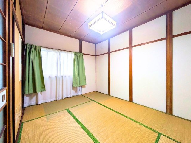 北吉田町戸建ての和室|                                                  