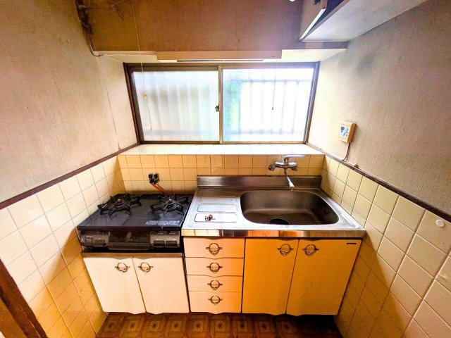 北吉田町戸建てのキッチン|きれいなキッチンです