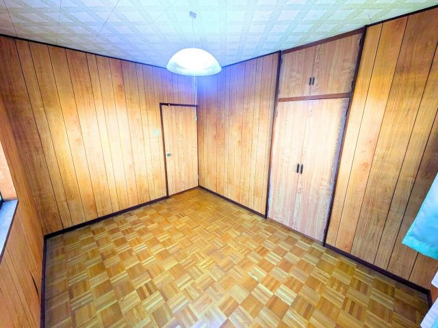 北吉田町戸建ての洋室|                                                  