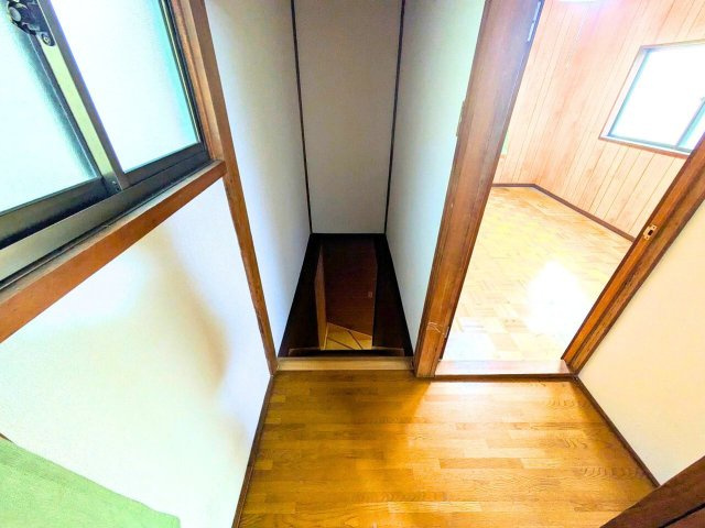 北吉田町戸建ての内装|                                                  