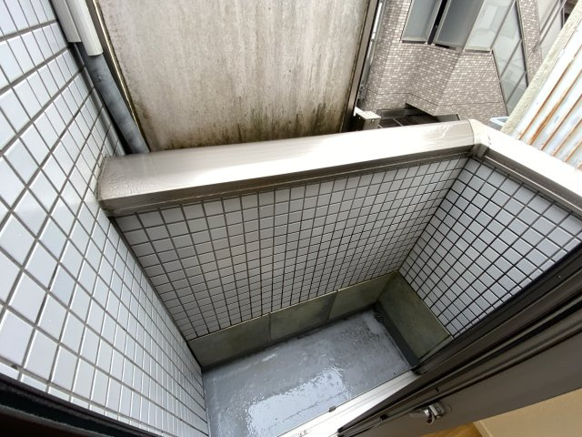 カーサベルデ中野のバルコニー