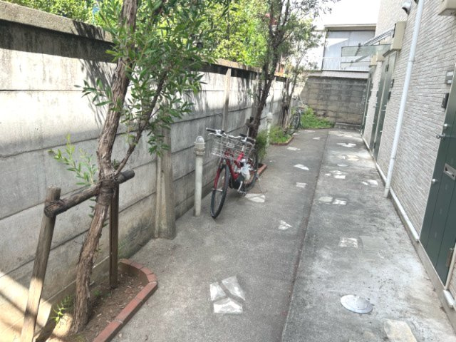 CASA ESPINACA(カーサエスピナカ)のエントランス