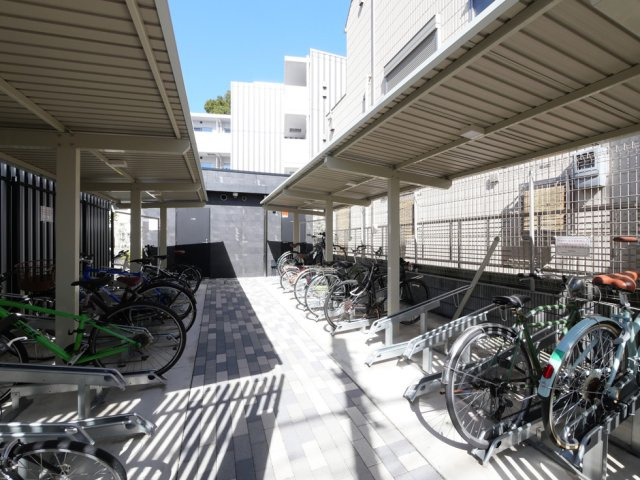 PREMIUM CUBE 中野の外観