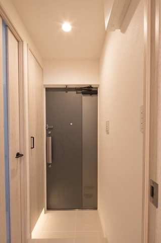 新品家具付きマンション神田多町2(KaGood東京)の玄関