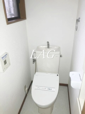 【トイレ】 | 東中野戸建 | トイレです。