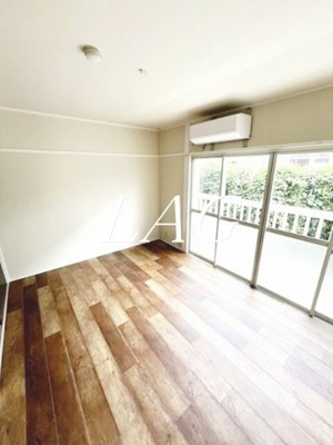 【居間・リビング】 | ハイツ杉山 | 洋室のお部屋です。