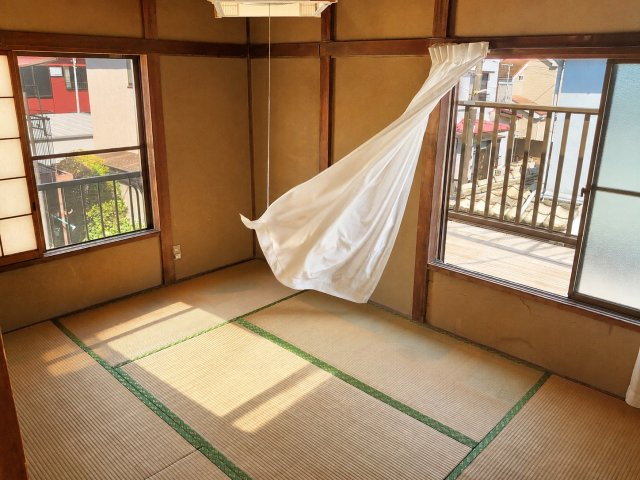 中央区緑が丘　リノベに最適な角区画の和室