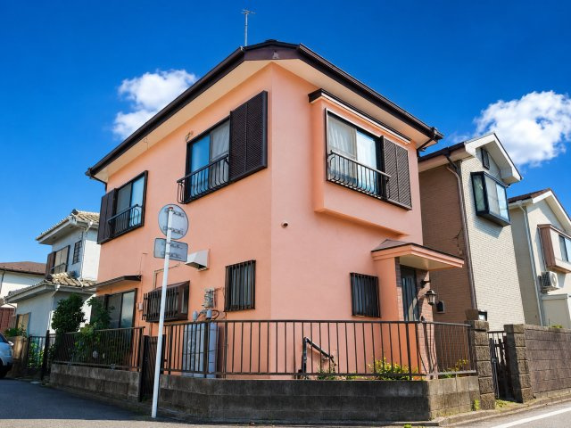 中央区緑が丘　リノベに最適な角区画の外観
