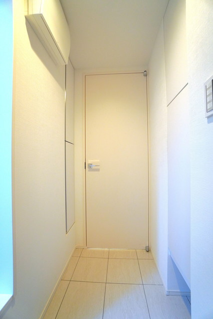 ＡＧＲＡＴＩＯ　ＴＥＲＲＡＣＥ　恵比寿（アグレシオ　テラス　恵比寿）の玄関|※写真は同タイプ住戸です。