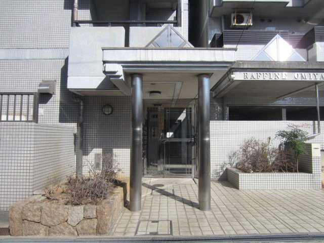 【エントランス】