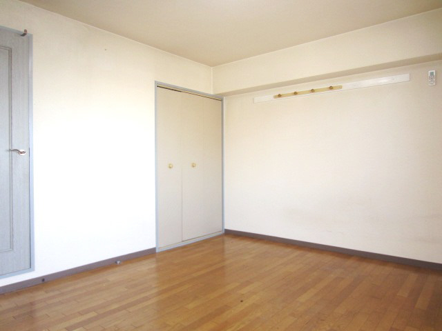 【寝室】