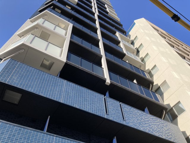プレサンス大須観音ビザリアの外観