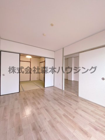 【洋室】 | 　樋口マンション | きれいな洋室です