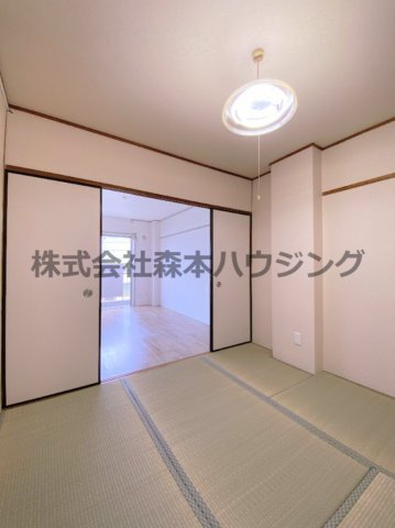 【和室】 | 　樋口マンション | ゆったりとくつろげる和室です